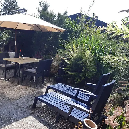 Wunderschoenes Haus Mit Pool- Garten Und Grill By Interhome Vakantiehuis
