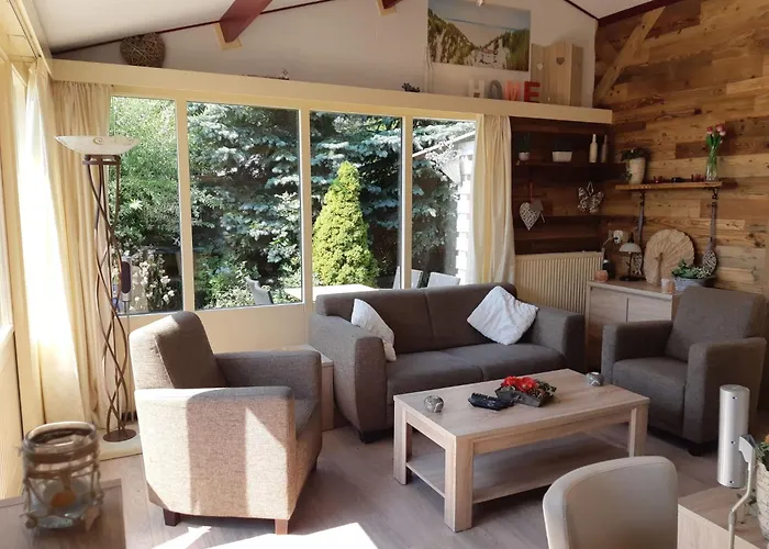 Wunderschoenes Haus Mit Pool- Garten Und Grill By Interhome Tatil Evi