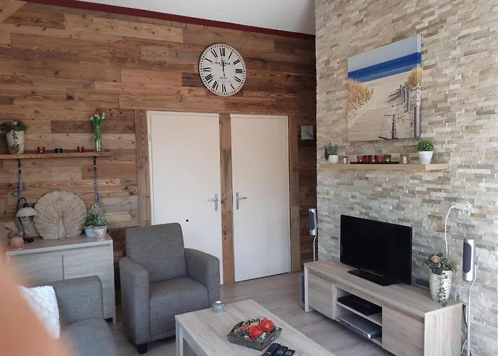 Wunderschoenes Haus Mit Pool- Garten Und Grill By Interhome * Dirkshorn