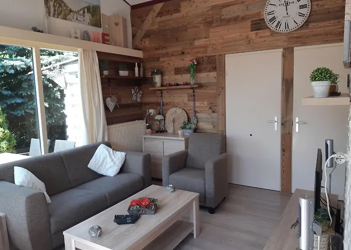 Wunderschoenes Haus Mit Pool- Garten Und Grill By Interhome Tatil Evi Dirkshorn