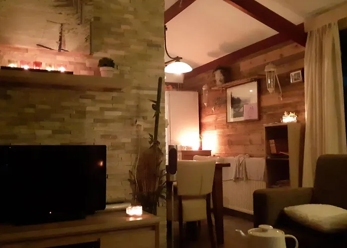 Tatil Evi Wunderschoenes Haus Mit Pool- Garten Und Grill By Interhome