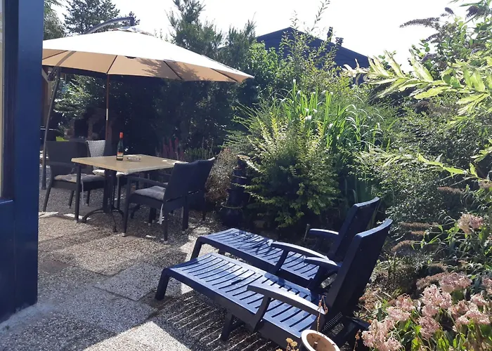 Wunderschoenes Haus Mit Pool- Garten Und Grill By Interhome Tatil Evi