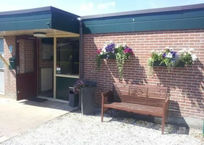 Wunderschoenes Haus Mit Pool- Garten Und Grill By Interhome Tatil Evi