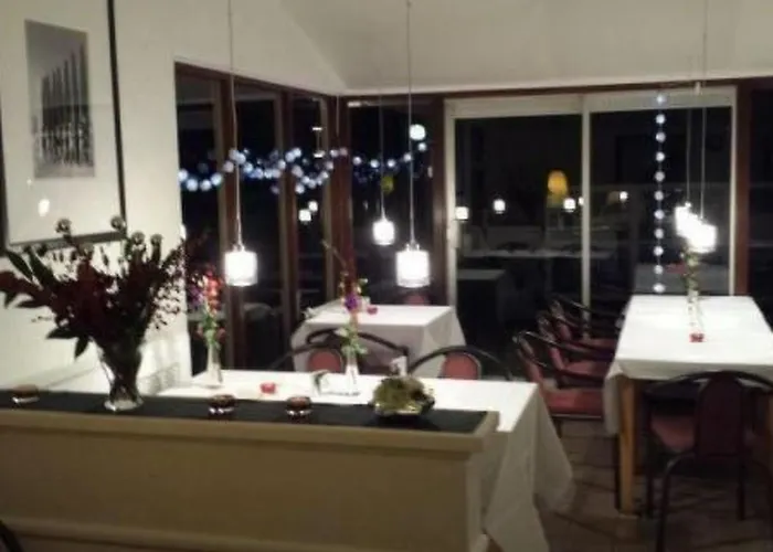 Tatil Evi Wunderschoenes Haus Mit Pool- Garten Und Grill By Interhome Dirkshorn